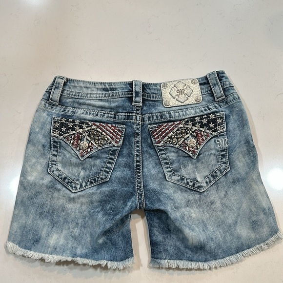 Miss Me Mid-Short Size 28 - Picture 2 of 14